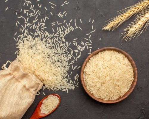 top-view-raw-rice-inside-bag-plate-grey-surface_140725-90597 top-view-raw-rice-inside-bag-plate-grey-surface_140725-90597